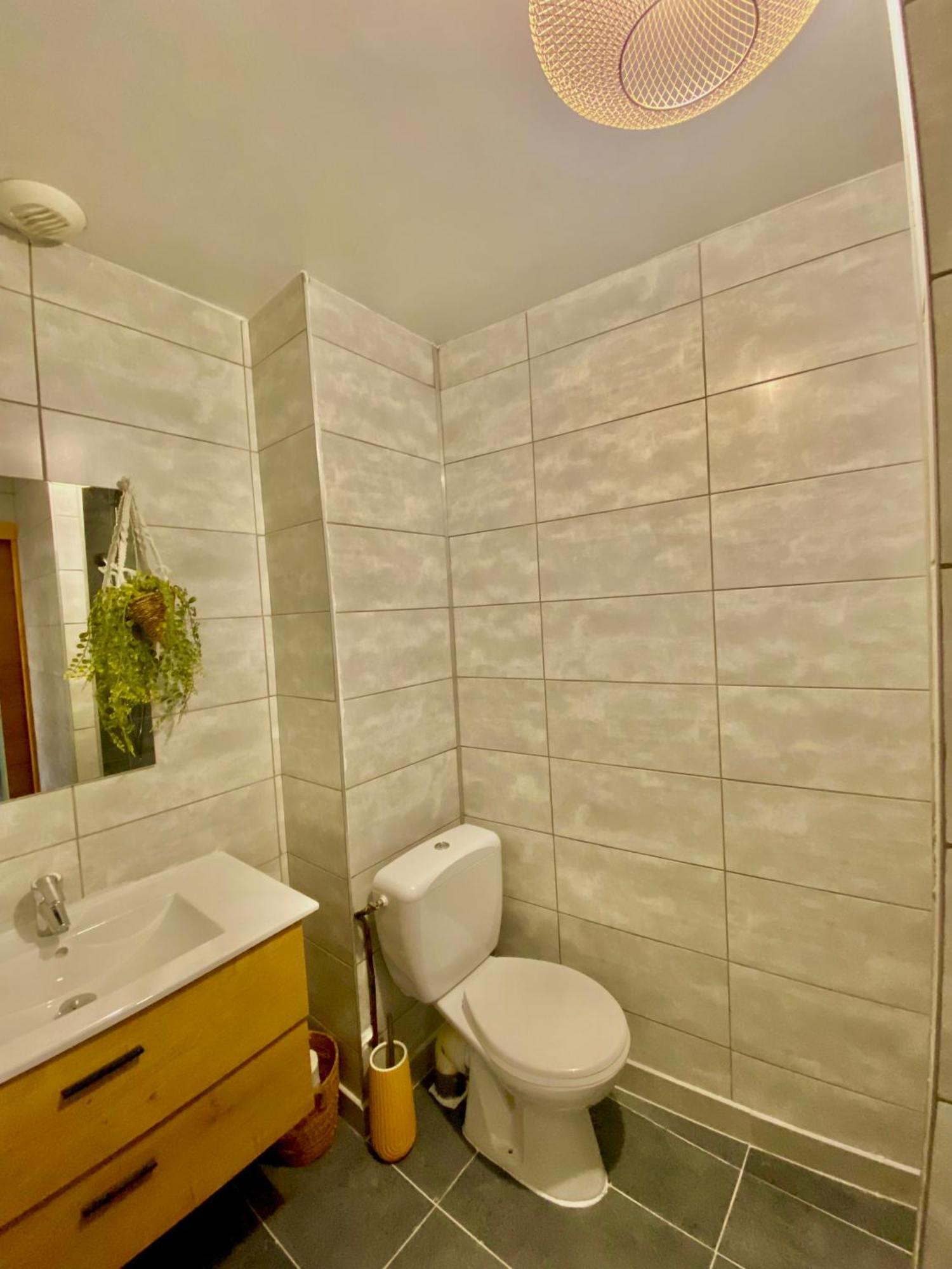 Appartement Chloe Du Lac Montferrat  Exterior foto