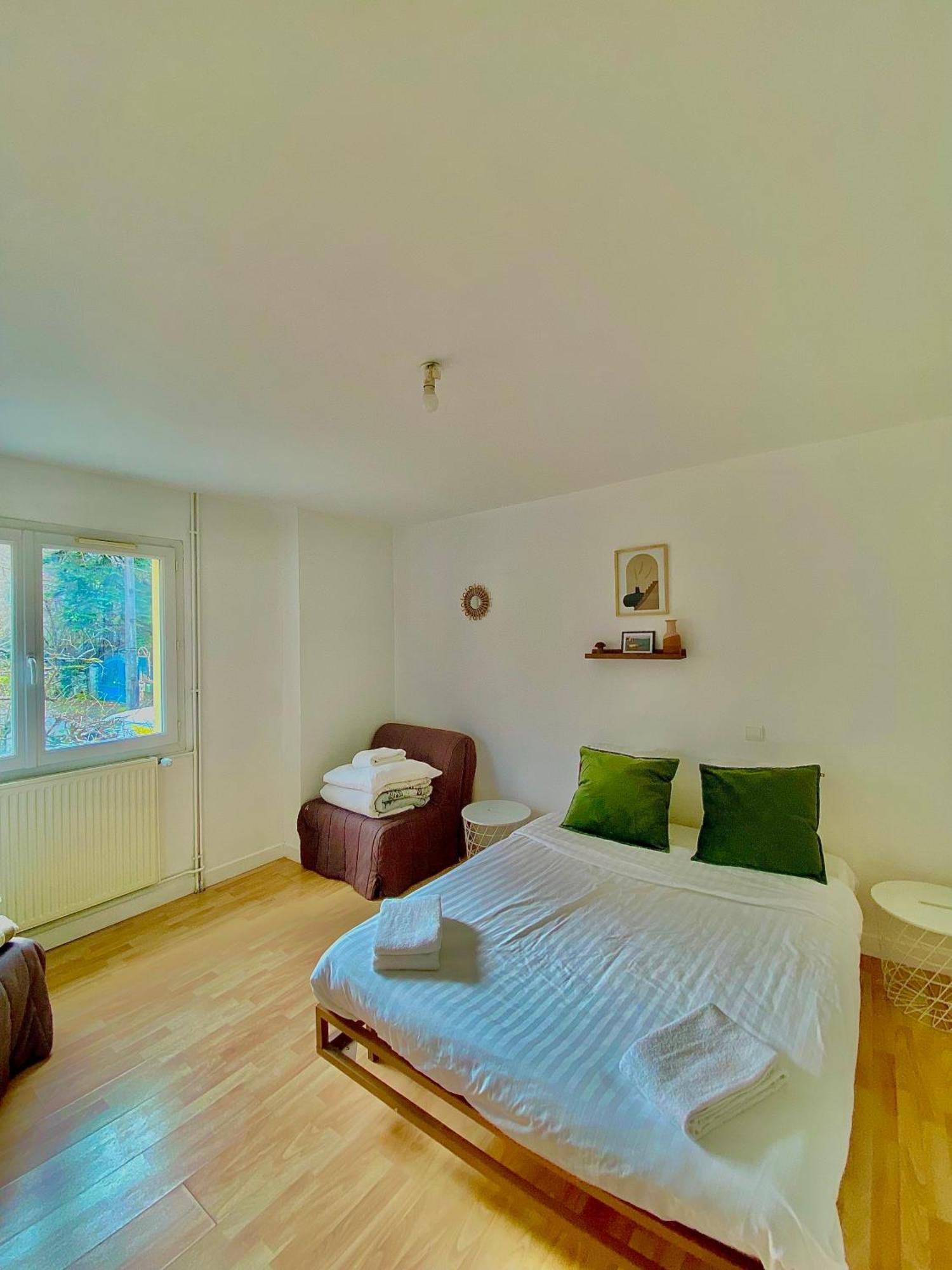 Appartement Chloe Du Lac Montferrat  Exterior foto